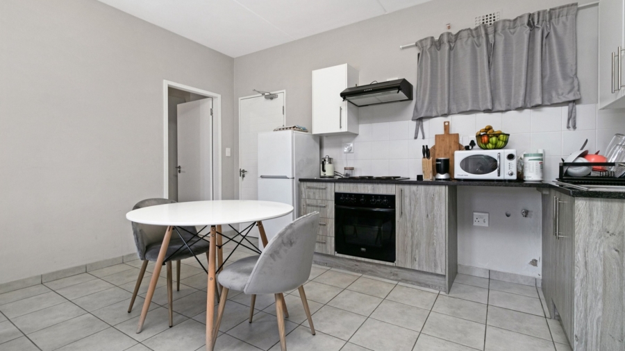2 Bedroom Property for Sale in Parklands Western Cape
